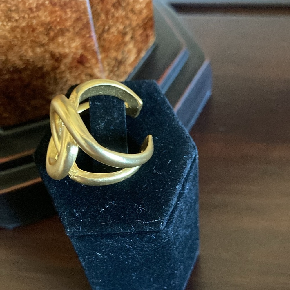 Intertwined Link Oversized Ring - image 3